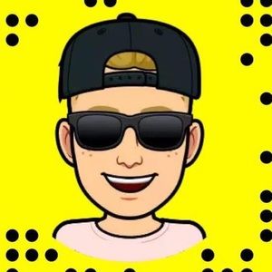 Meet your Posher, Aaron